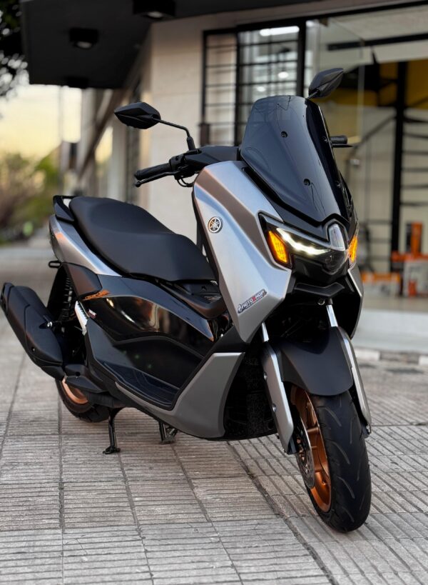 YAMAHA N-MAX 155 2025
